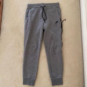Nike joggers